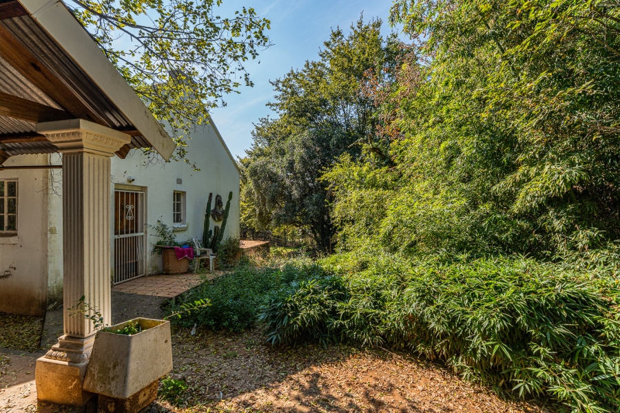 4 Bedroom Property for Sale in Hartbeespoort Rural North West